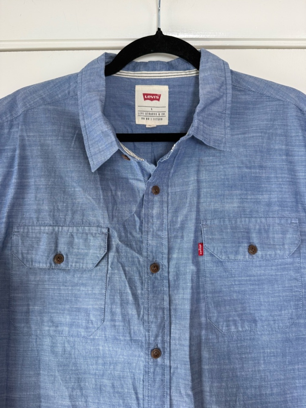 🆕 Levi’s Huxley Chambray Short Sleeve Woven Casual Button Front Shirt Relaxed - Picture 3 of 6
